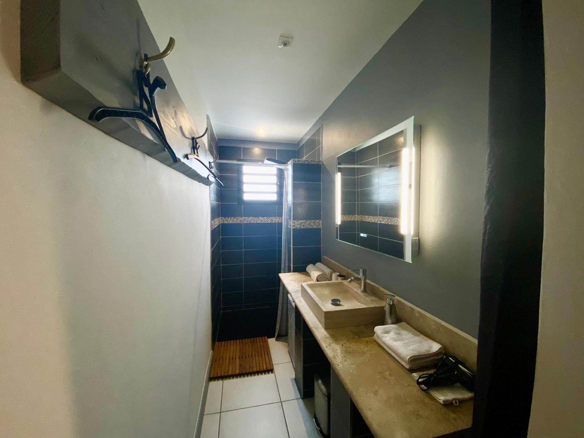 Hostal 170 Room 15 Service Appartement Le Tampon Exterior photo